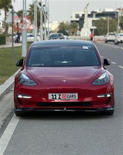 تسلا موديل 3